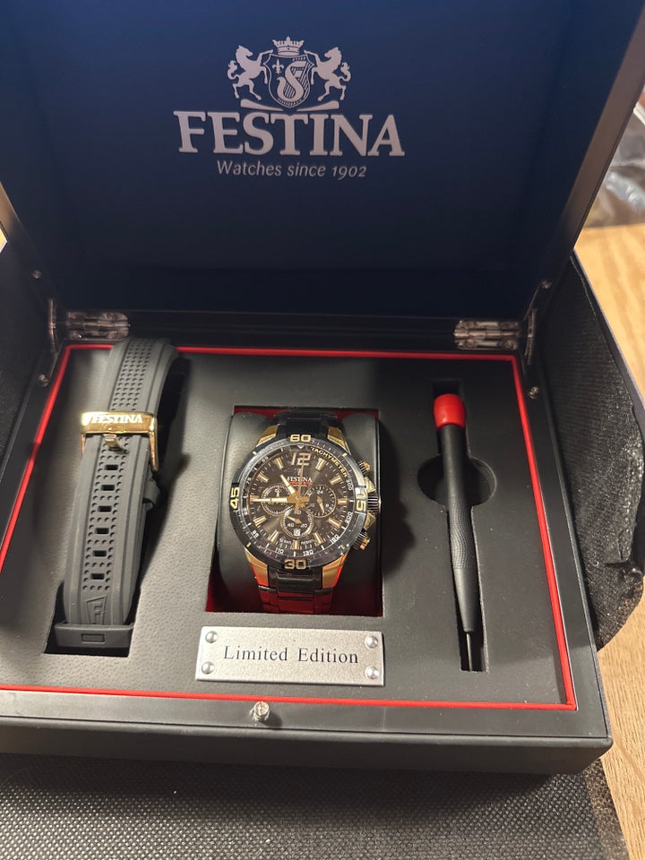 Herreur, Festina