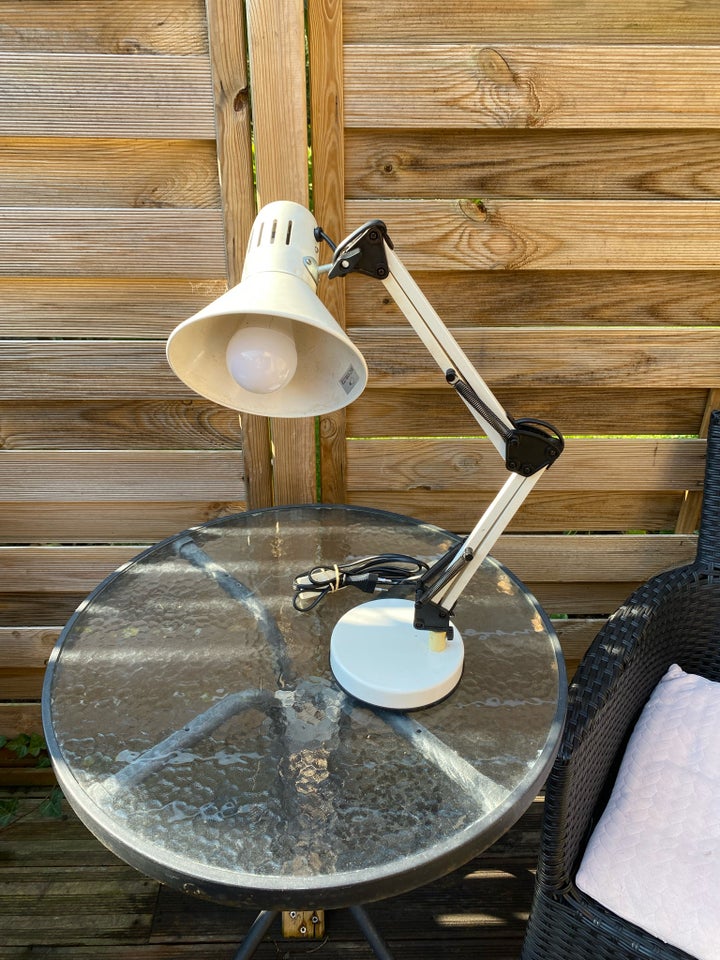 Skrivebordslampe