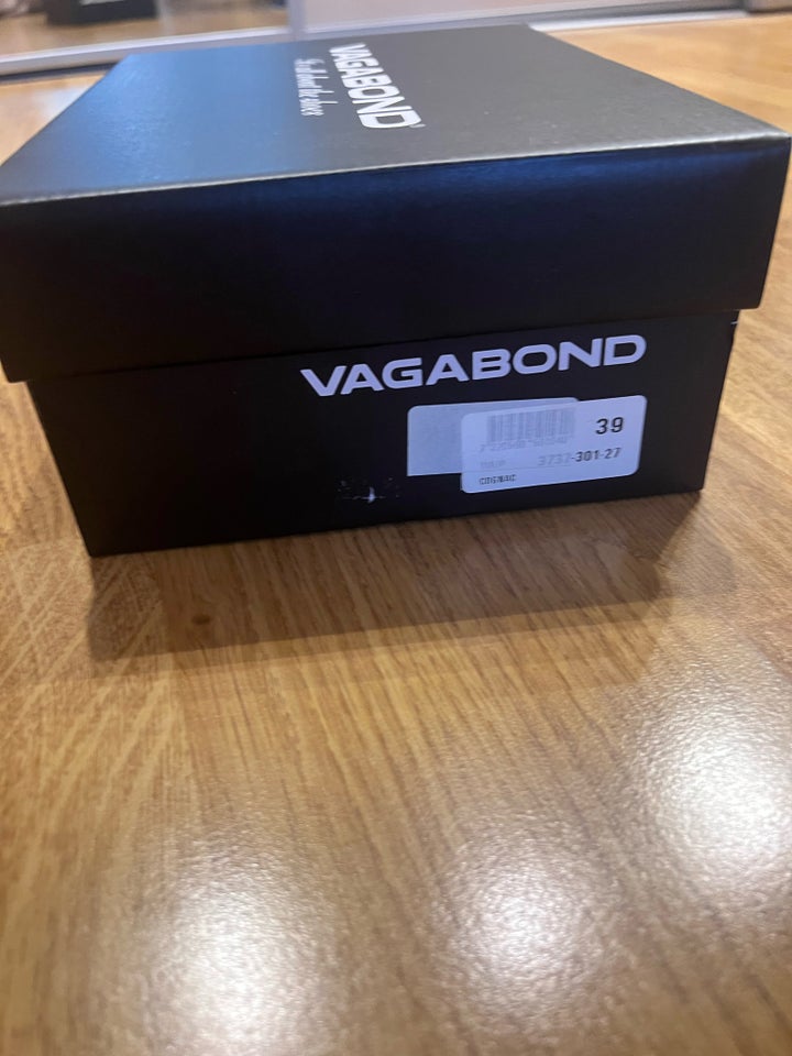 Sandaler, str. 39, Vagabond