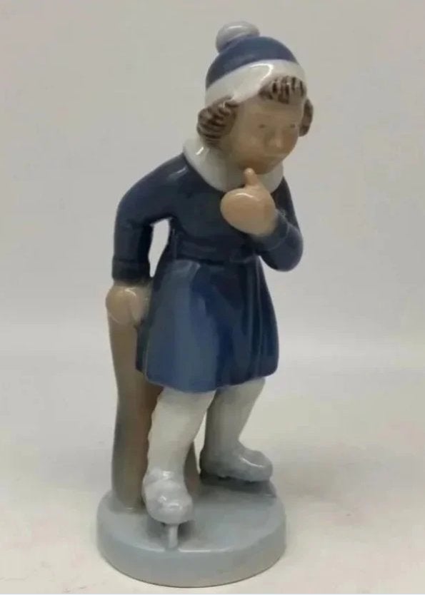 Porcelæn ROYAL LILLE FIGUR