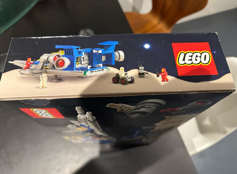 Lego Galaxy Squad, Galaxy Explorer