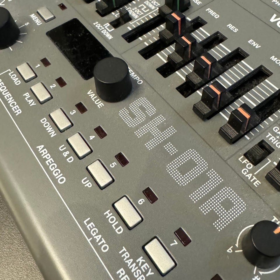 Roland SH-01A