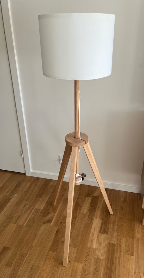 Gulvlampe Ikea