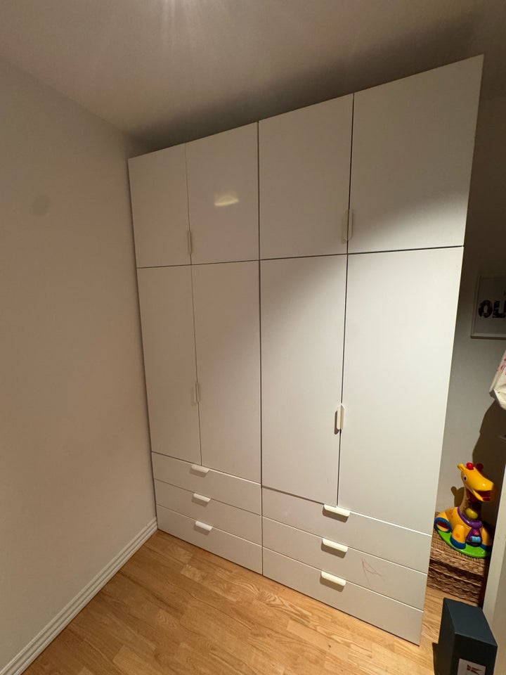 Garderobeskab, Ikea, b: 160 d: 60 h: