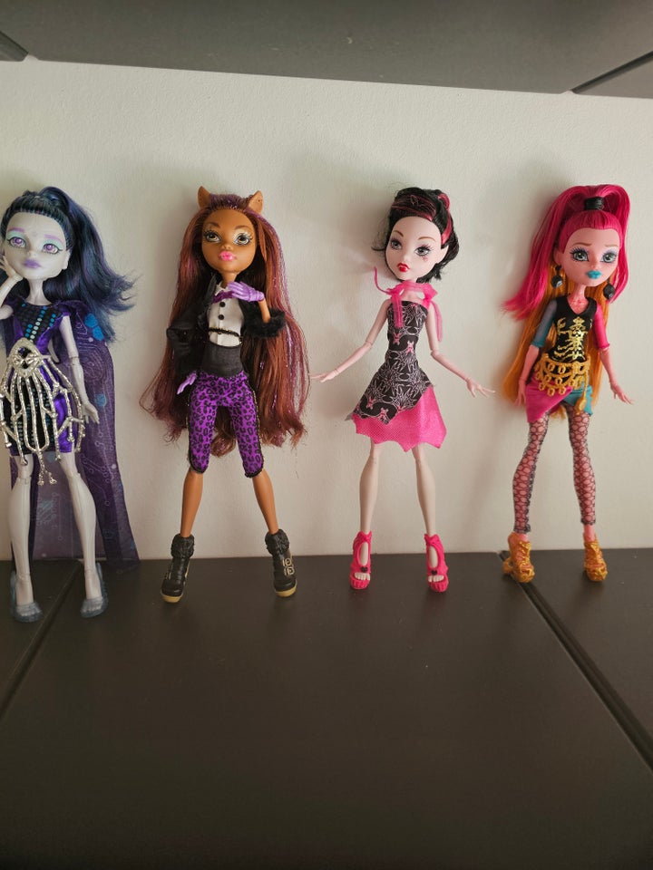 Barbie Monster high