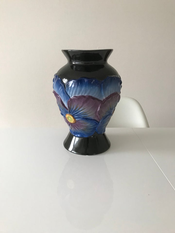 House of hackney vase House of