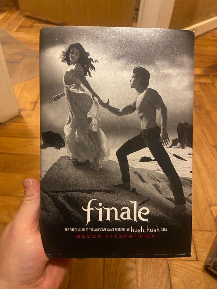 Finale, Becca Fitzpatrick, genre: