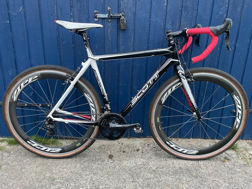 Herreracer, Scott Addict