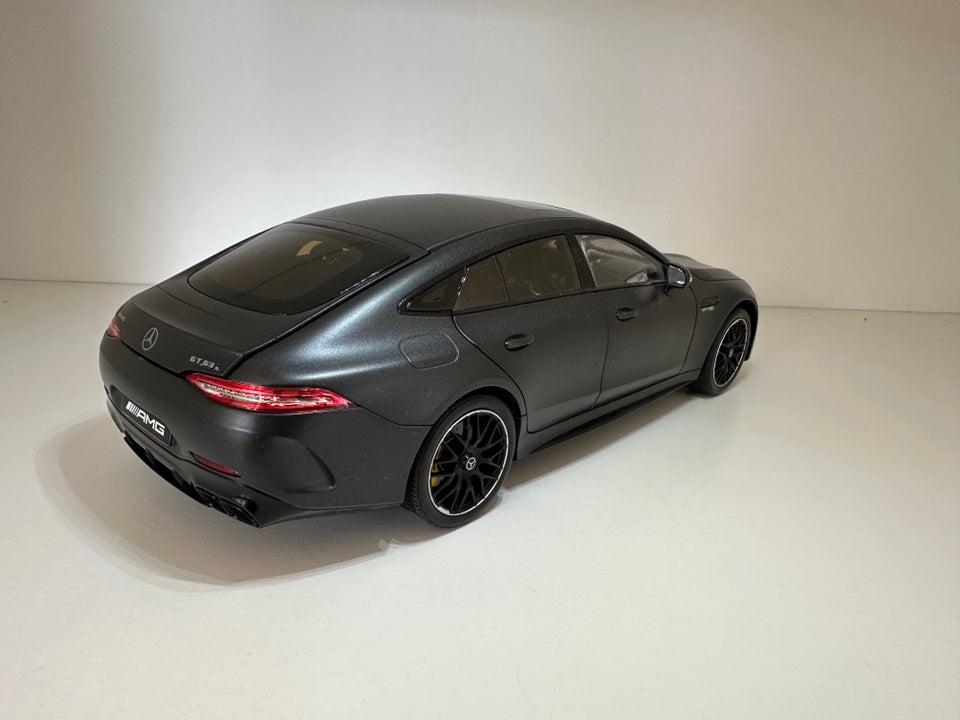 Modelbil, Norev Mercedes amg gt ,