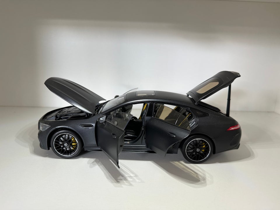 Modelbil, Norev Mercedes amg gt ,