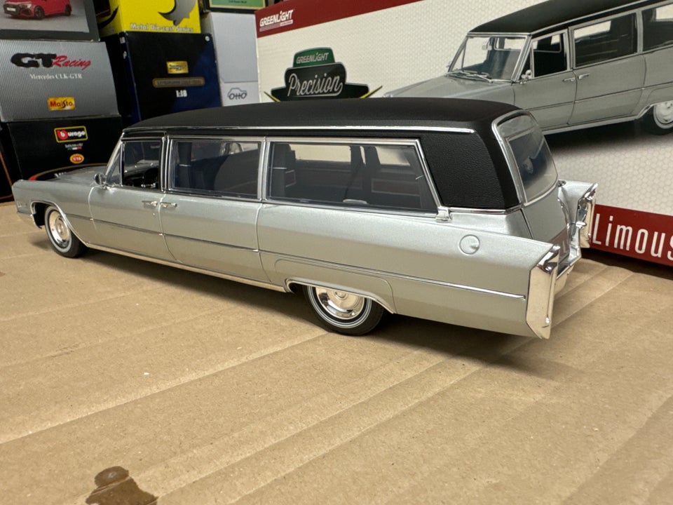 Modelbil, Cadillac Limousine