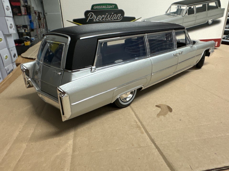 Modelbil, Cadillac Limousine