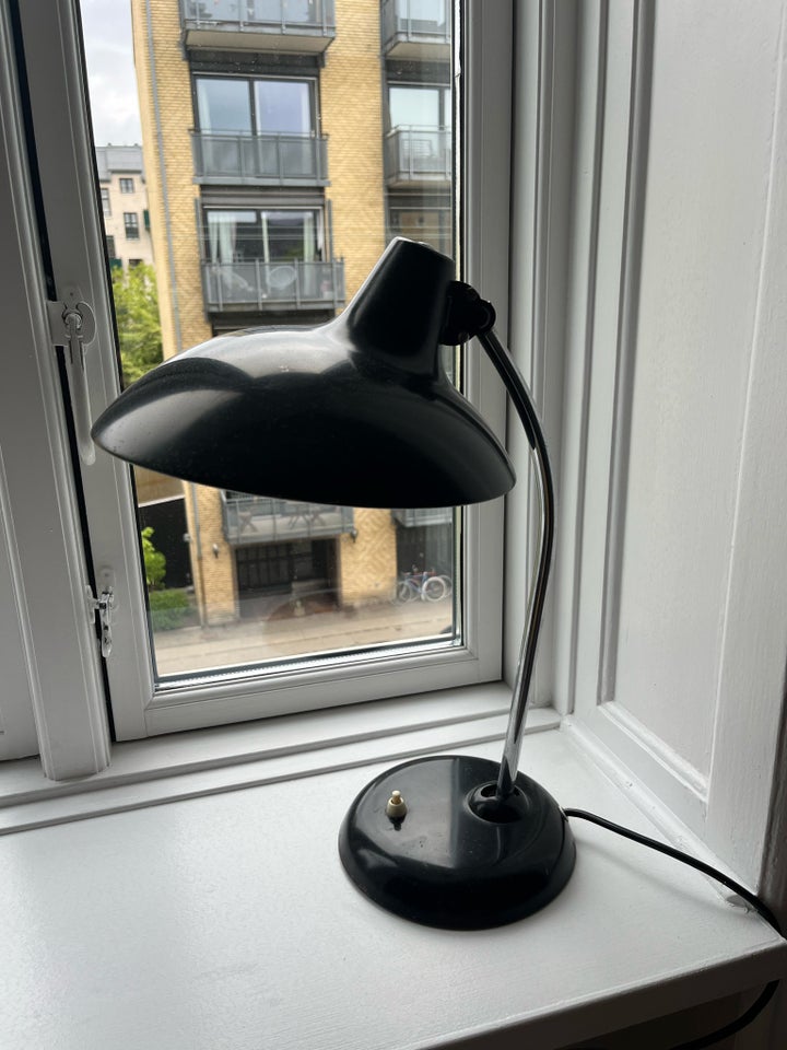 Keiser Dell, Model 6786, bordlampe