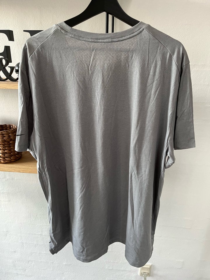 T-shirt Nike Pro str XXL