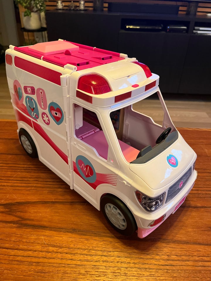 Barbie, Ambulance