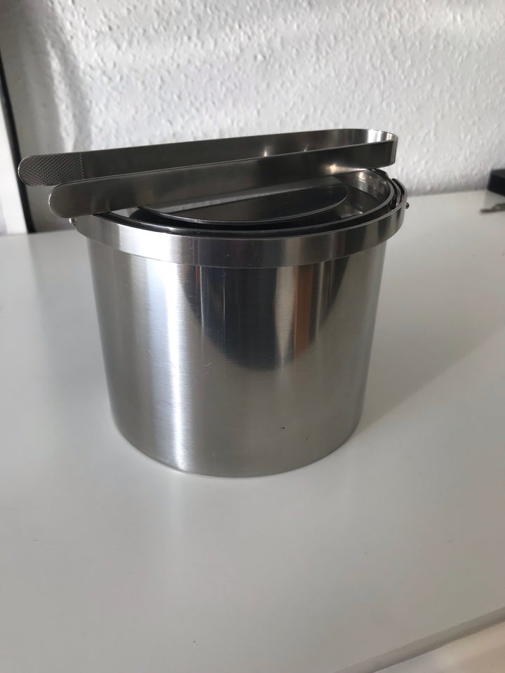 Isspand Stelton