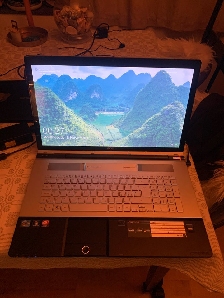 Acer 18,4" - Aspire 8943G, i5 GHz, 8