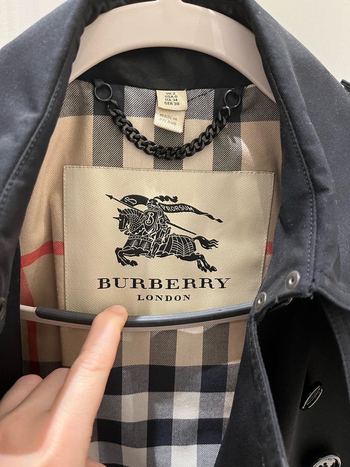 Trenchcoat, str. 34, Burberry