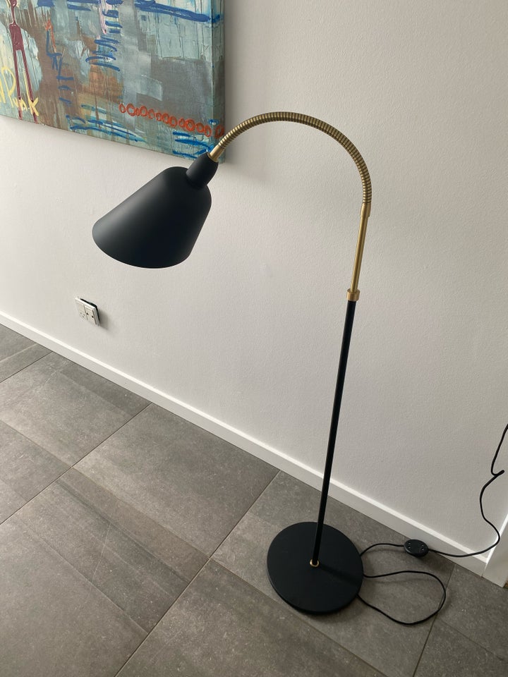 Standerlampe Arne Jacobsen