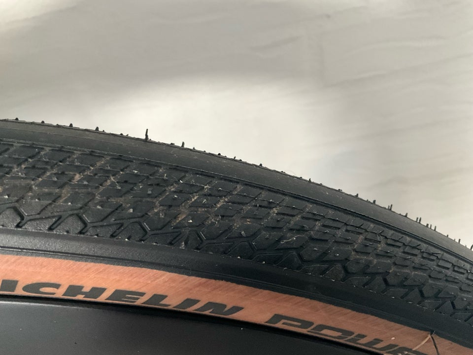 Dæk, Michelin Power Adventur