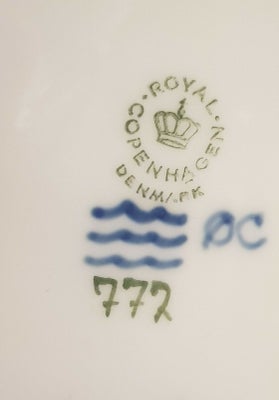 Porcelæn Dreng med kalv Royal