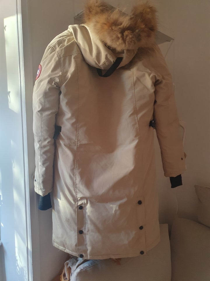 Parkacoat, str. 34, Canada Goose