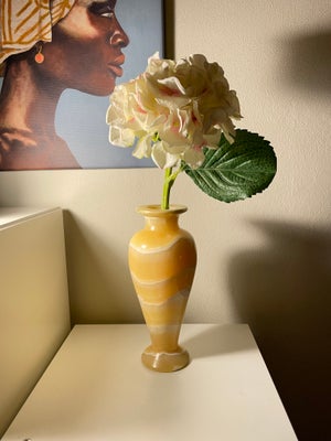 Alabast vase