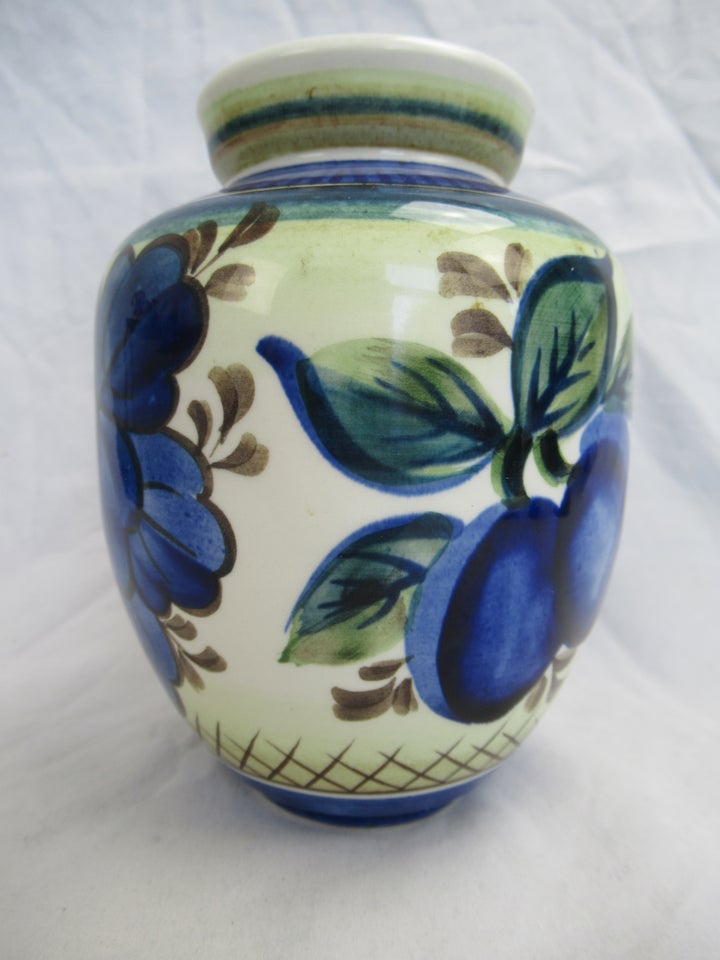 Gammel Vase Med Blomster 1304/345