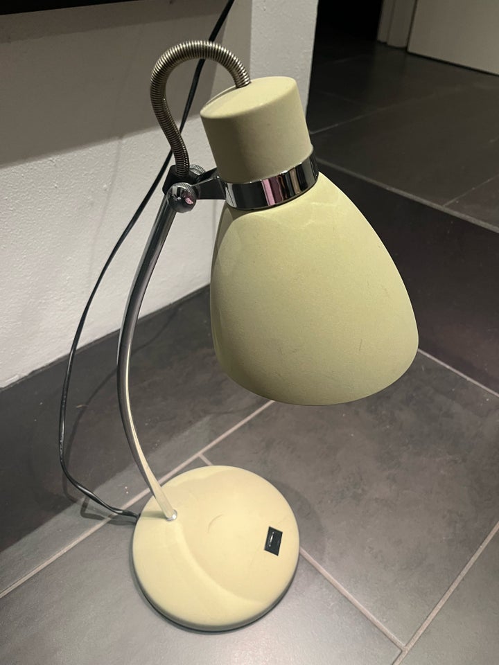 Skrivebordslampe, Retro