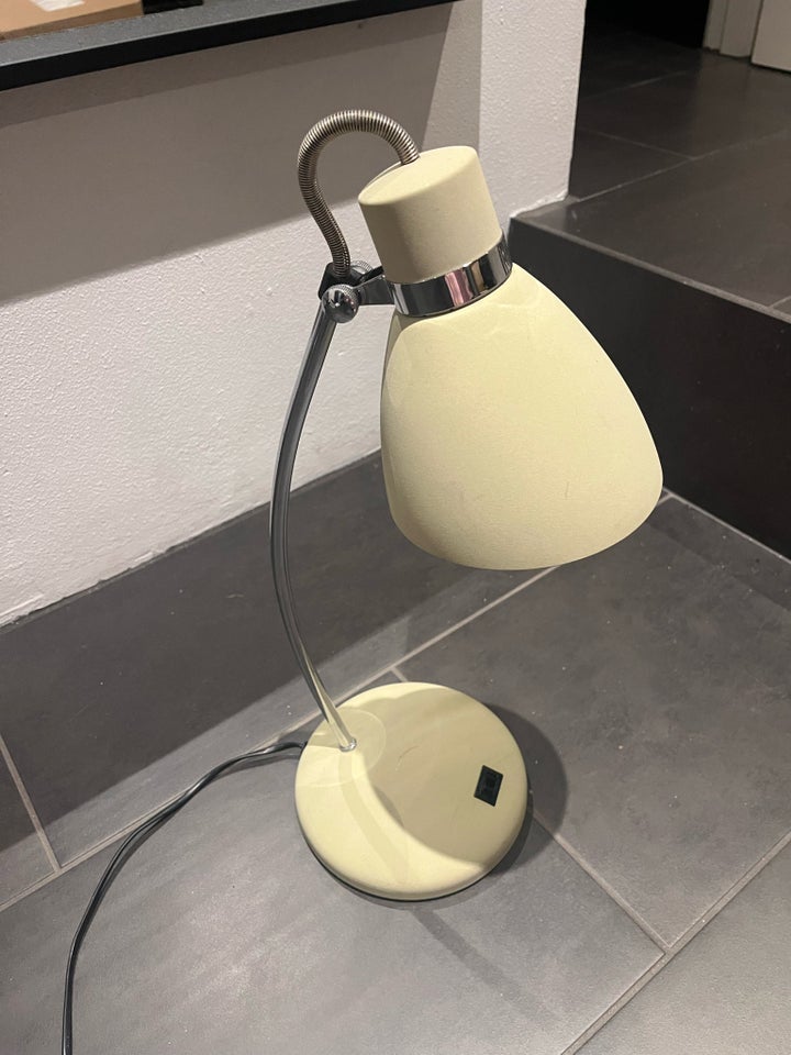 Skrivebordslampe, Retro