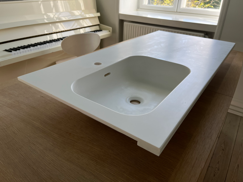 Corian/Himacs bordplade