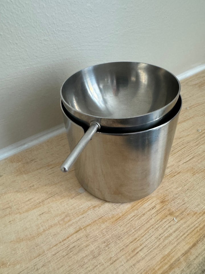 Stelton Askebæger, Stelton