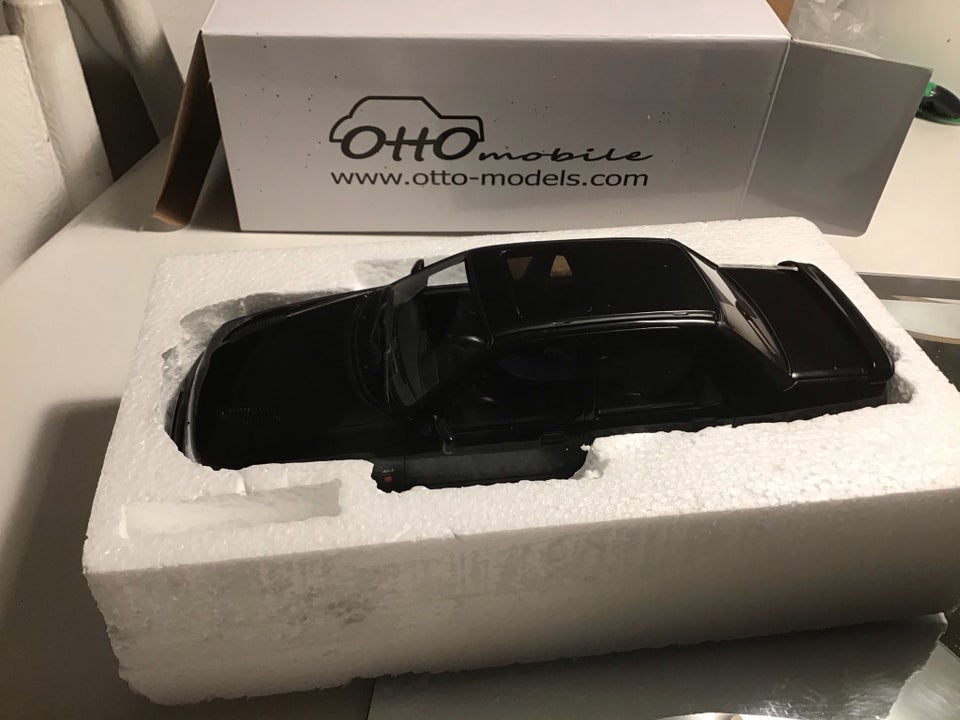 Modelbil OTTO MOBILE FORD SIERRA