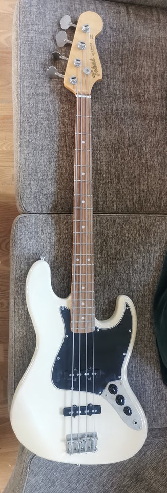 Bas, Tokai Jazz bass