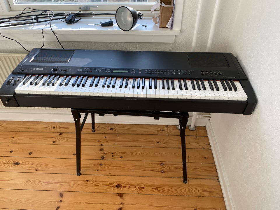 Elklaver Yamaha P 250