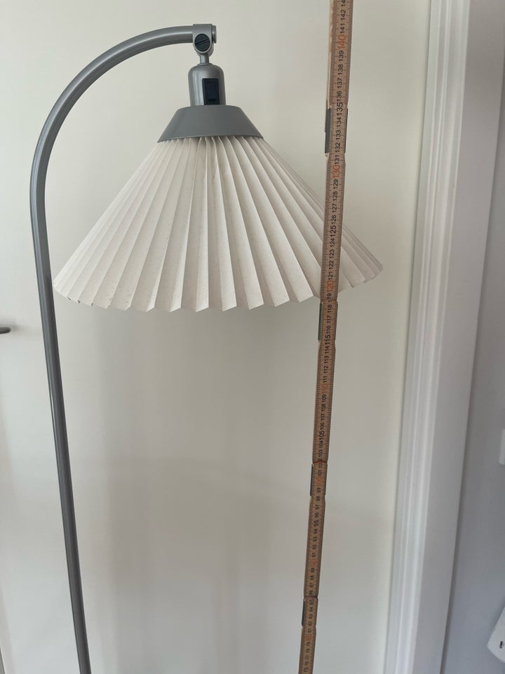 Standerlampe Le klint