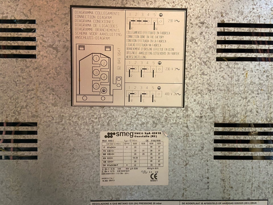 Komfur, Smeg SpA 42016 guastalla