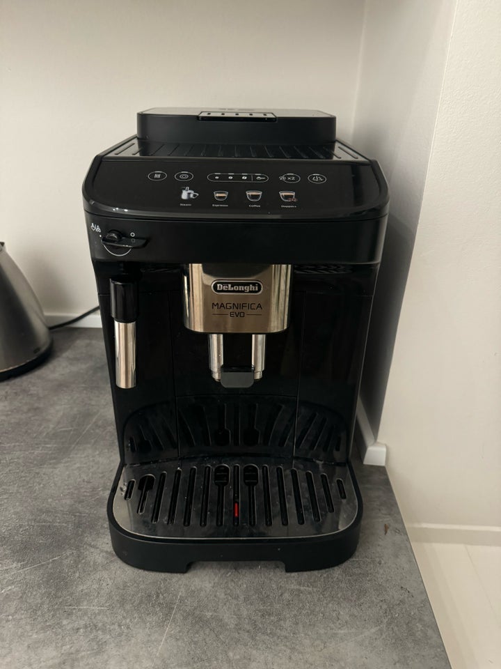 Delonghi Magnifica Evo, Delonghi