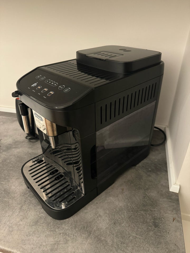 Delonghi Magnifica Evo, Delonghi