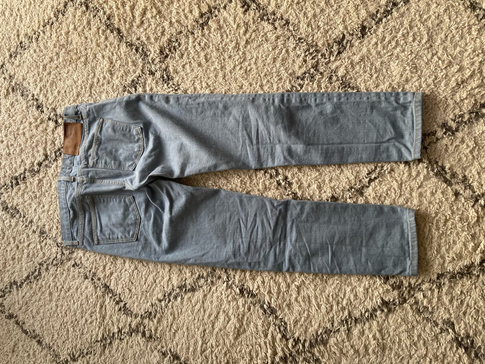 Jeans, Naked  Famous, str. 33