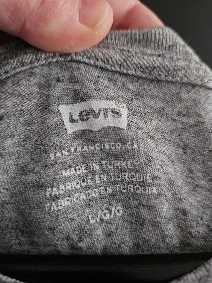 T-shirt, Levis, str. 40