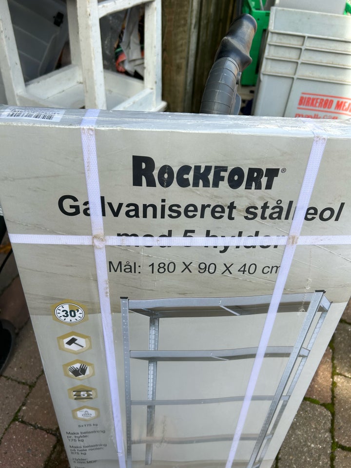 Reol, Rockfort, b: 80 d: 40 h: 190