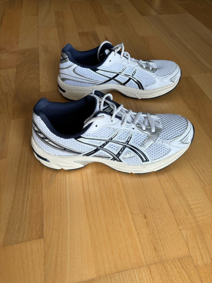 Sneakers, str. 40,5, Asics