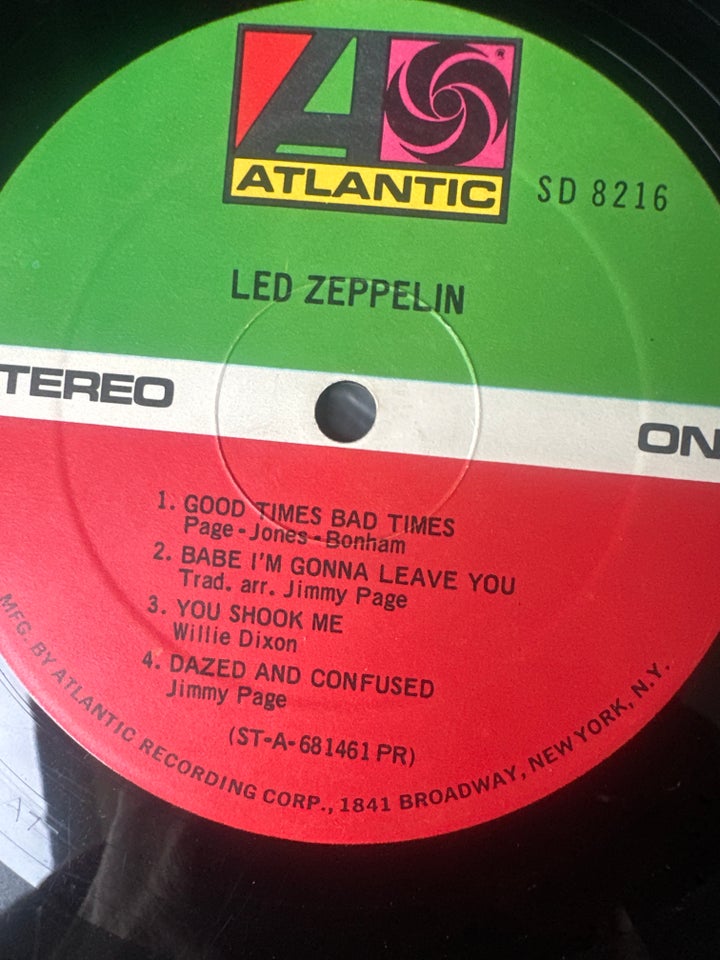 LP, Med zeppelin