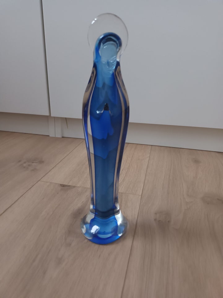 Glas, Jomfru Maria figur