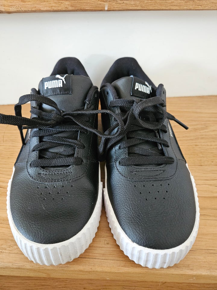 Sneakers, str. 38,5, Puma