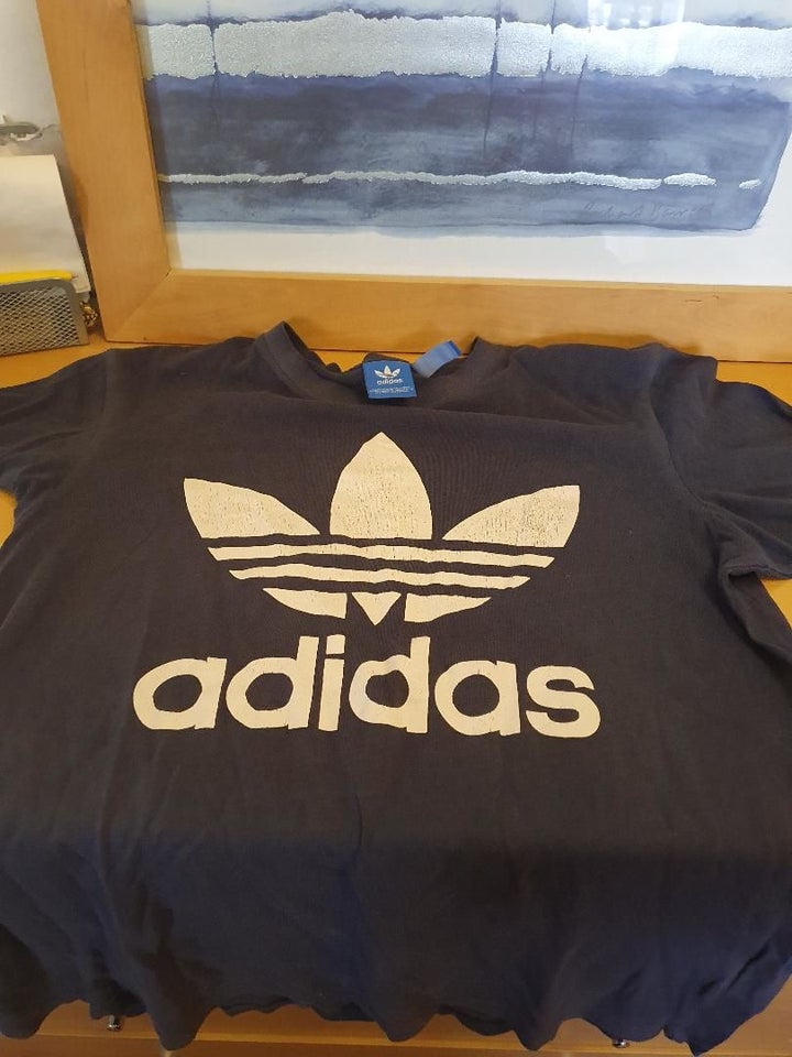 T-shirt Adidas str S