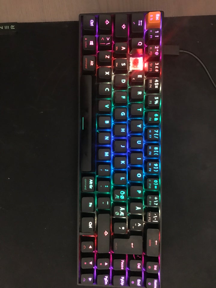 Tastatur COS C650