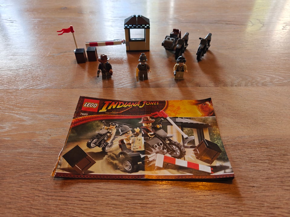 Lego Indiana Jones, 7620