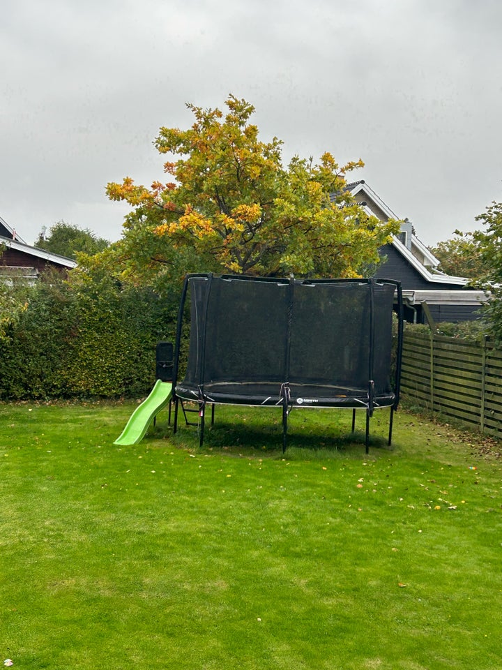 Trampolin, North trampolin med